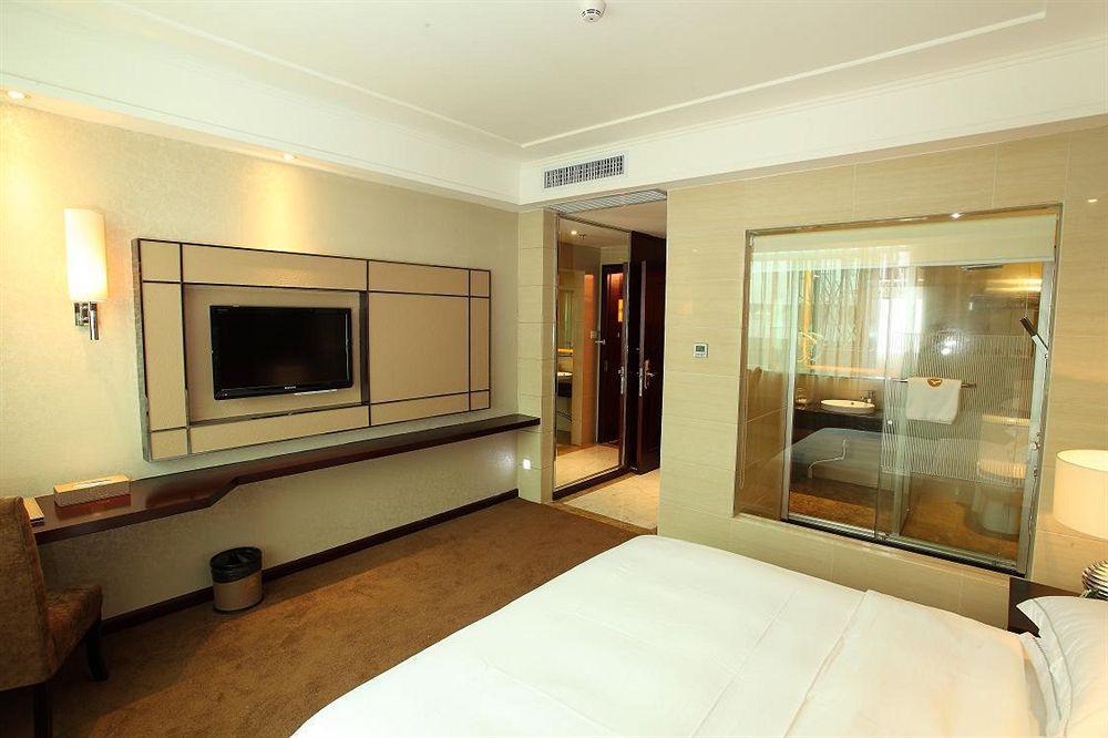 Hotel Vienna Classic Zhongshan Ave Tangxia Branch 3*