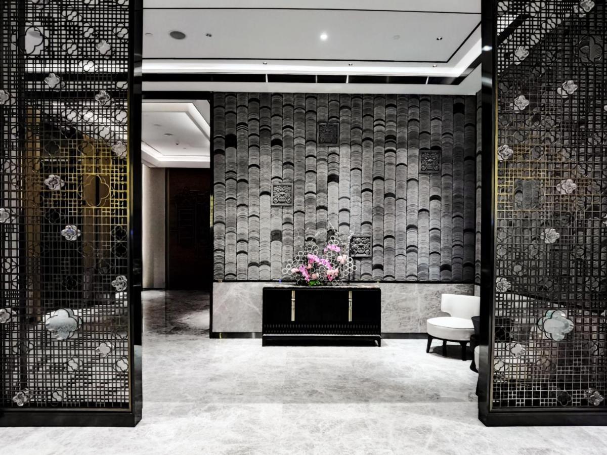 Kempinski Residences - Free Shuttle Between And Exhibition Center During Fair & Exhibitor Registration Counter 5*