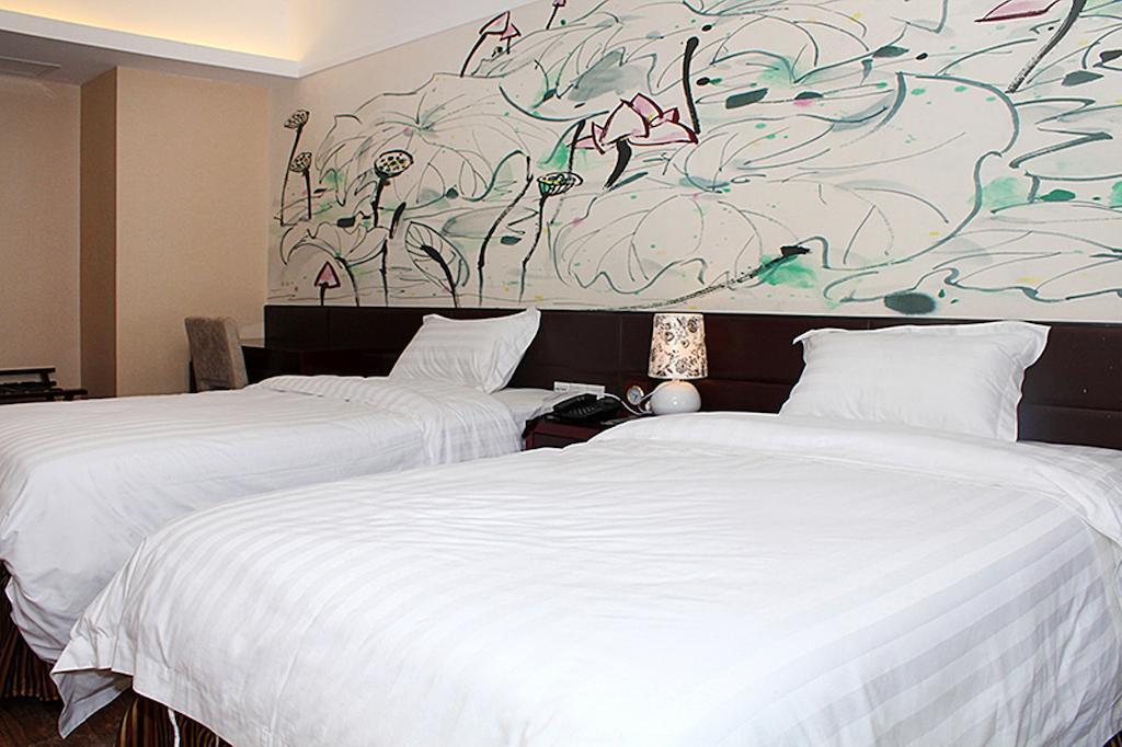 Aohua International Apartemen *