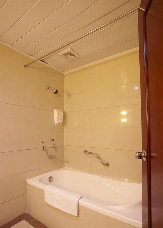 Hotel Warm Yes Business 4*