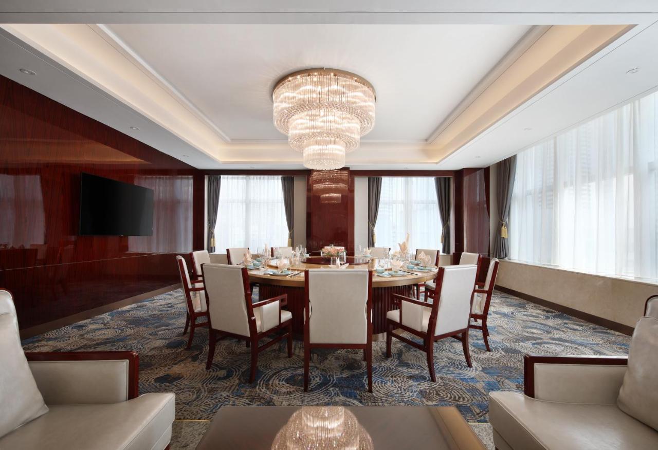 International Guangdong Hotel 5*