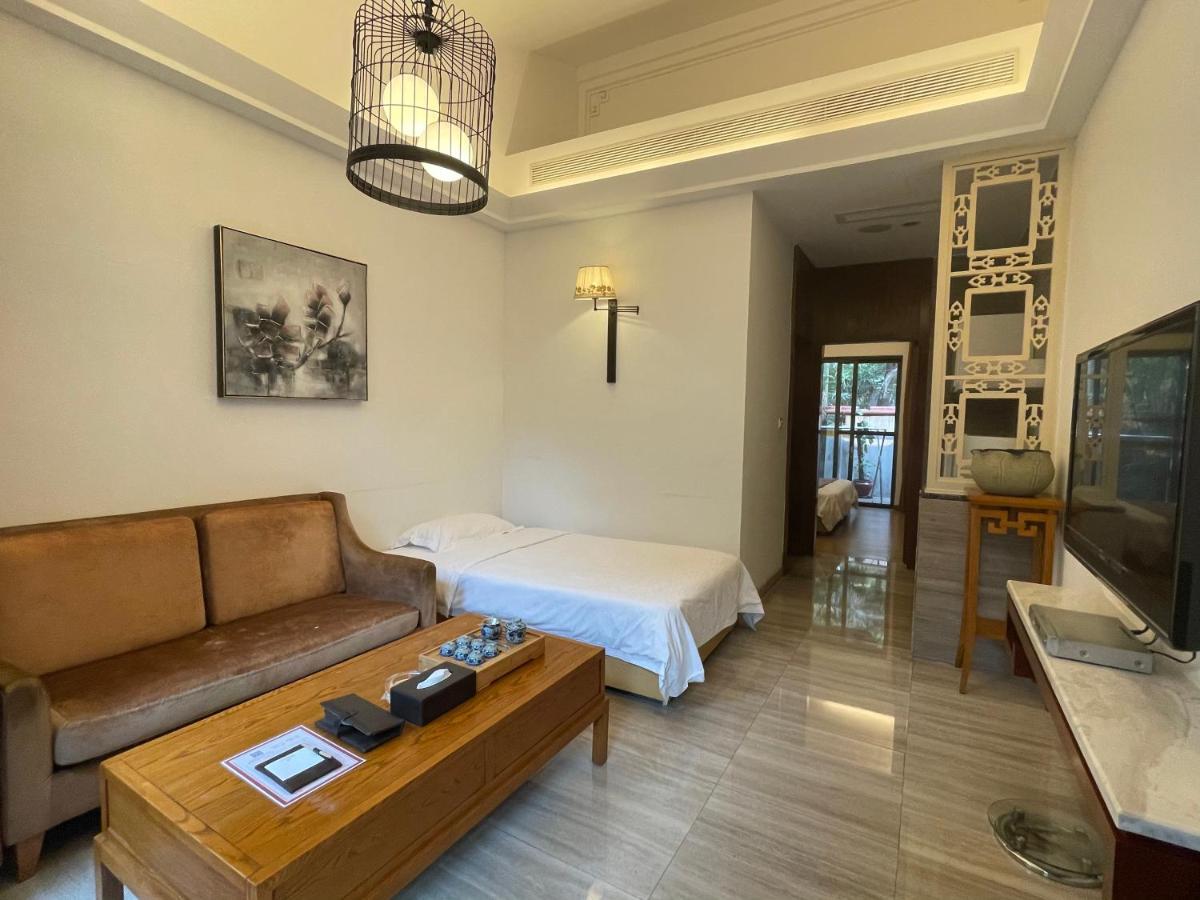 Aparthotel Fangyuan - - Free Shuttle Bus To Fair Complex During 14th Apr To 4th 3*
