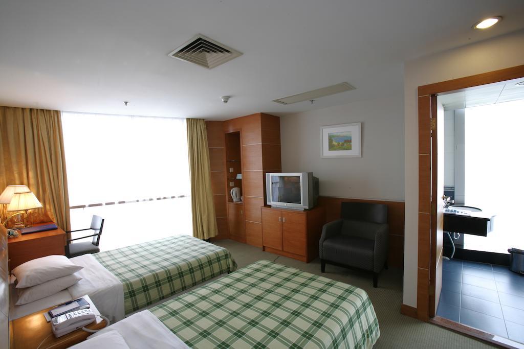 Hong Fan - Yihe Aparthotel 4*