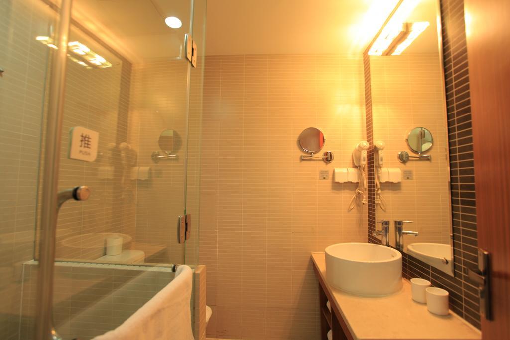 Starway Rundu Hotel 3*