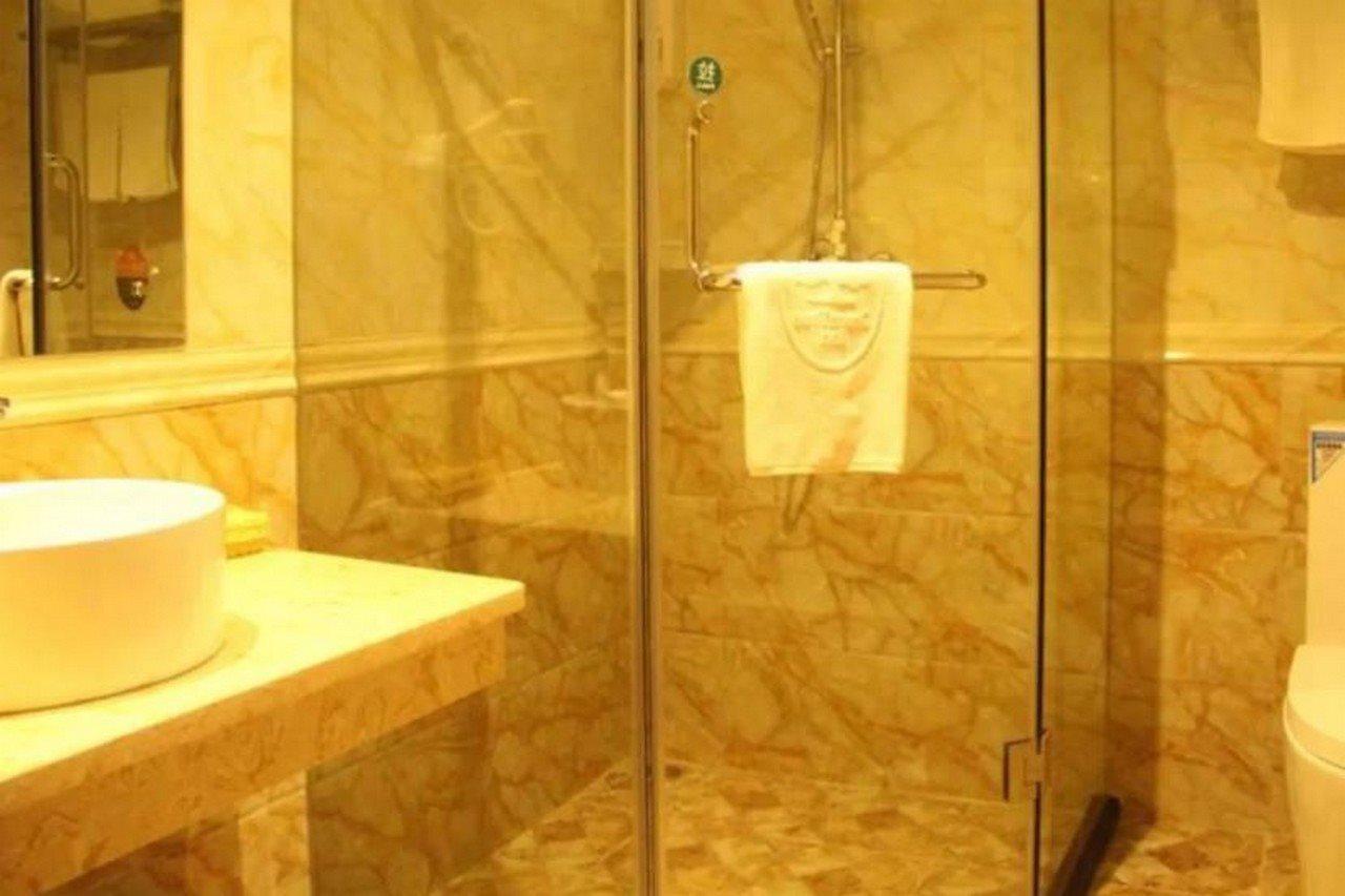Greentree Panyu Chimelong Paradise Business Hotel