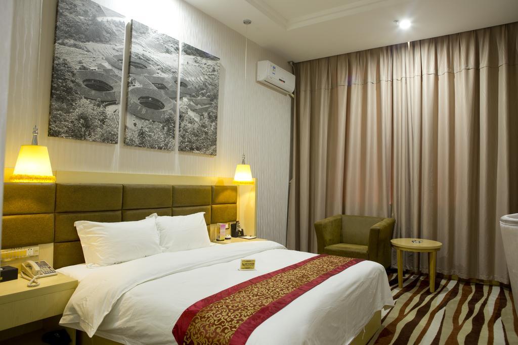 Huang Sheng Tongde Branch Hotel