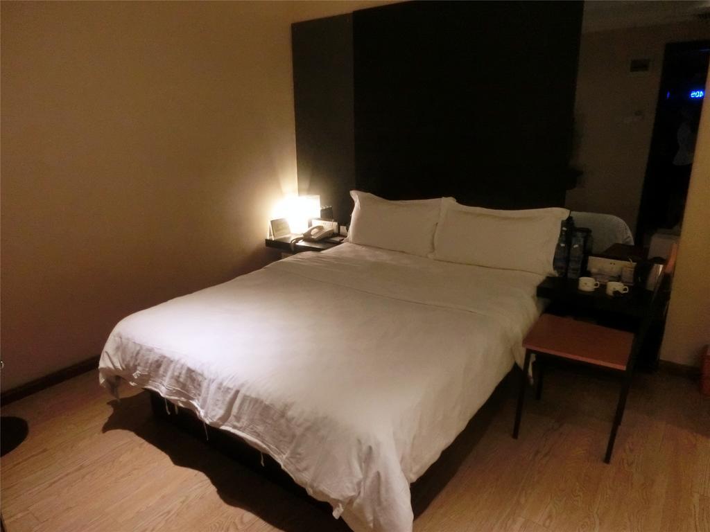 Forest - Hotel