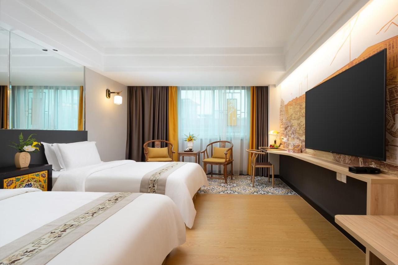 President Hotel-canton Fair Free Shuttle Bus And Exhibitor Registration 4*