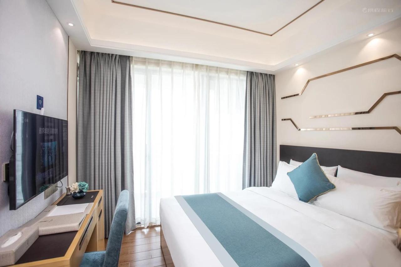 Victory Aparthotel