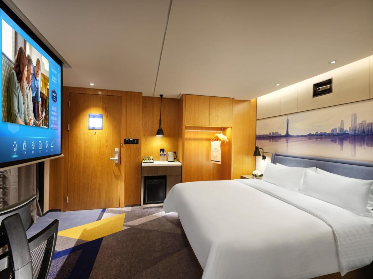 Hampton By Hilton Tianhe Sports Center-free Shuttle Bus To Exhibition During Fair Period