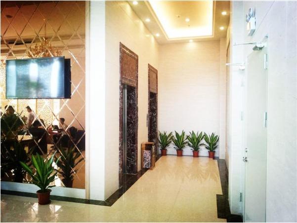 Hotel Greentree Luochongwei Bus Passenger Terminal Business 3*
