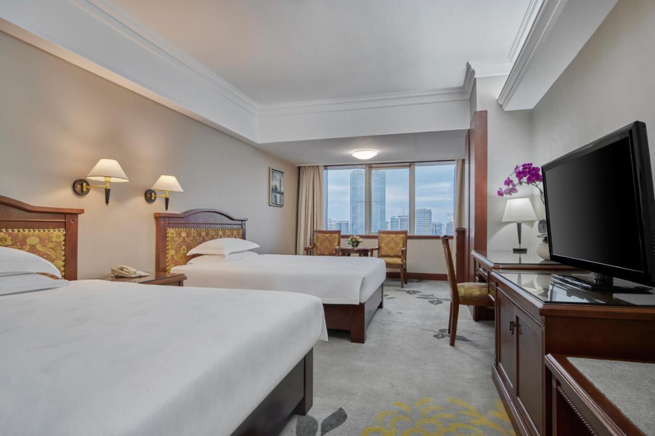 Hotel Canton Hotel 4*