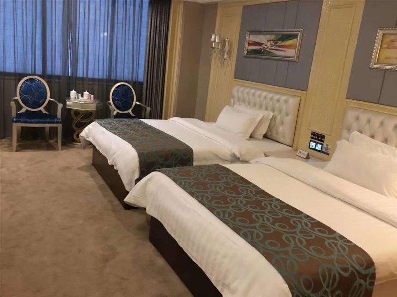 Hotel Guangfeng 2*