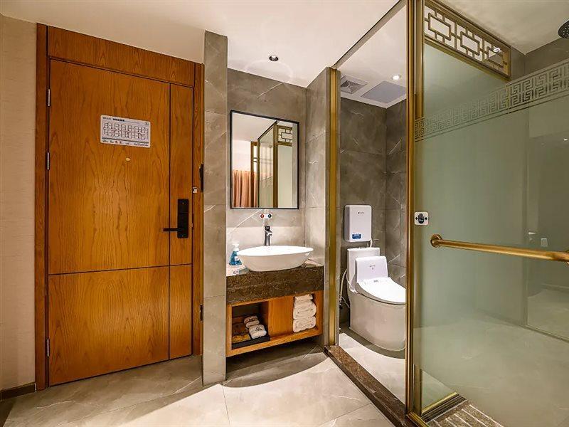Fanyuan Hotel 5*