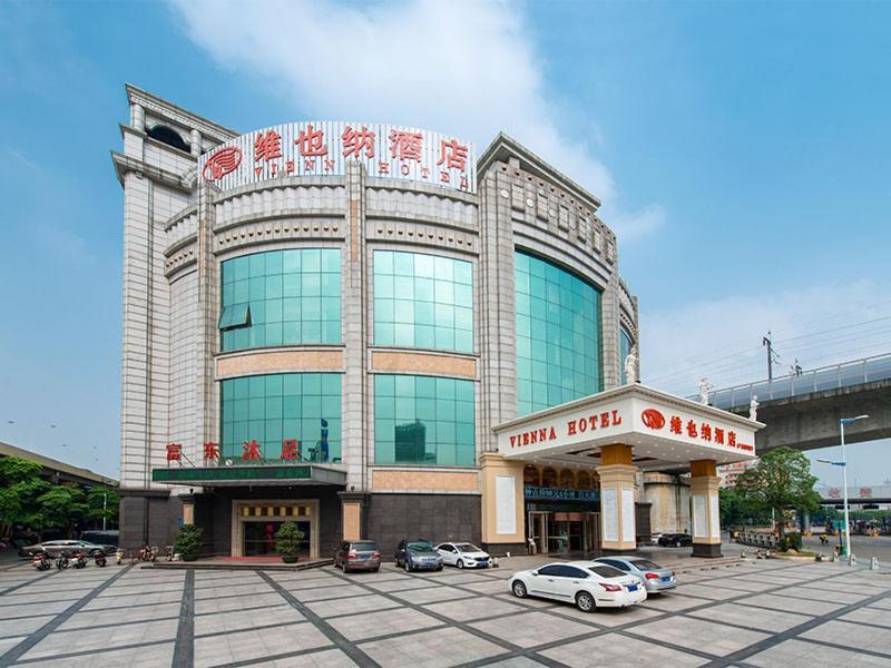 Vienna Guangfo Road Hotel 3*