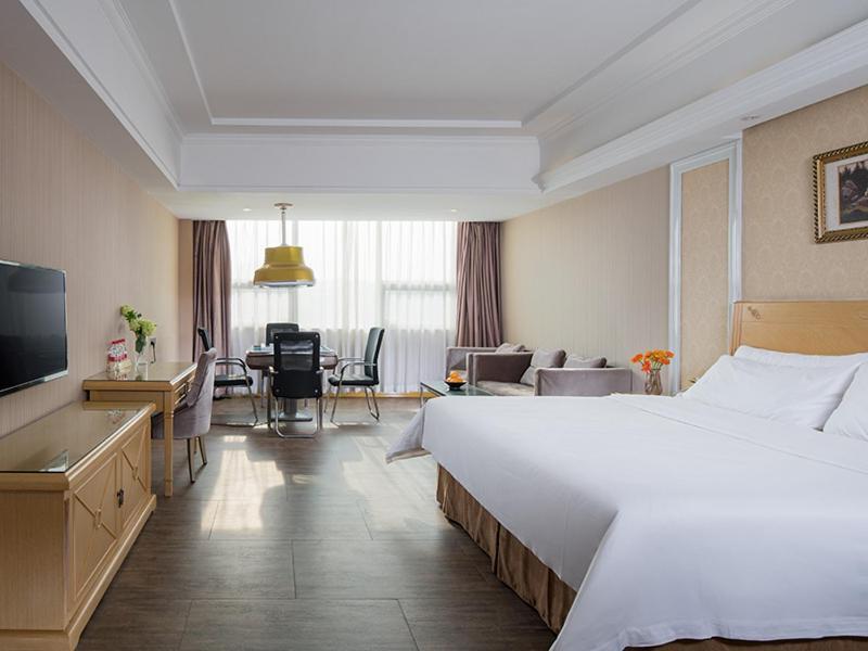 Hotel Vienna South Panyu Bridge
