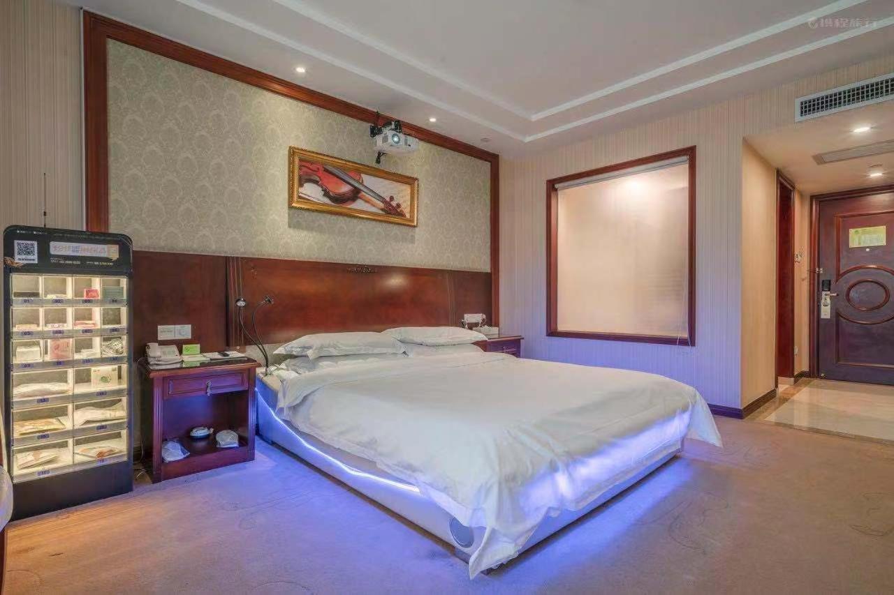 Hotel Vienna Yuexiu West Huifu Road 3*