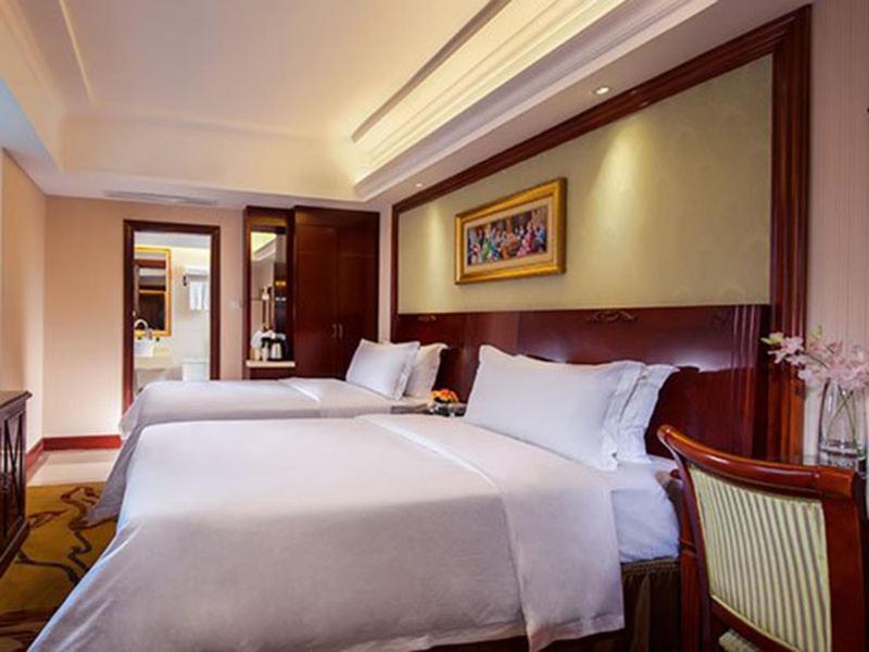 Hotel Vienna Shiling Guangzhou