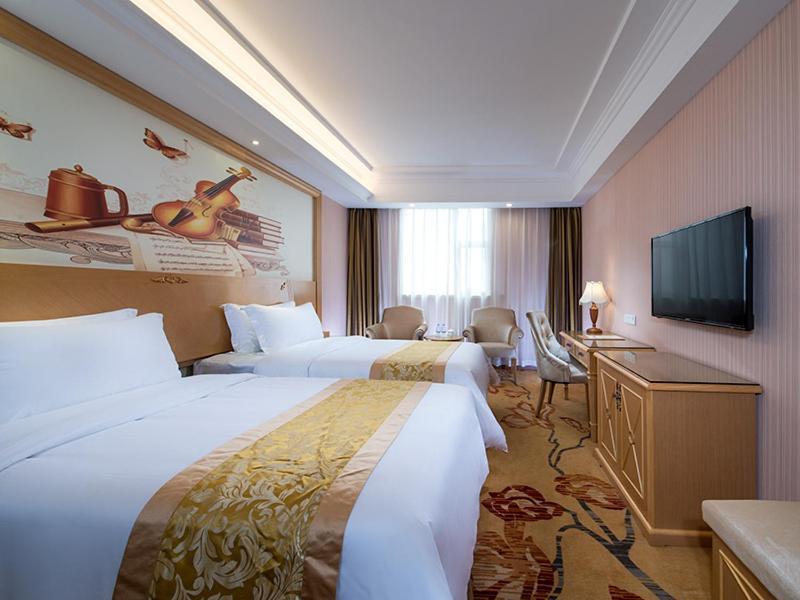 Vienna 3 Panyu Jinjiang Ave 3*
