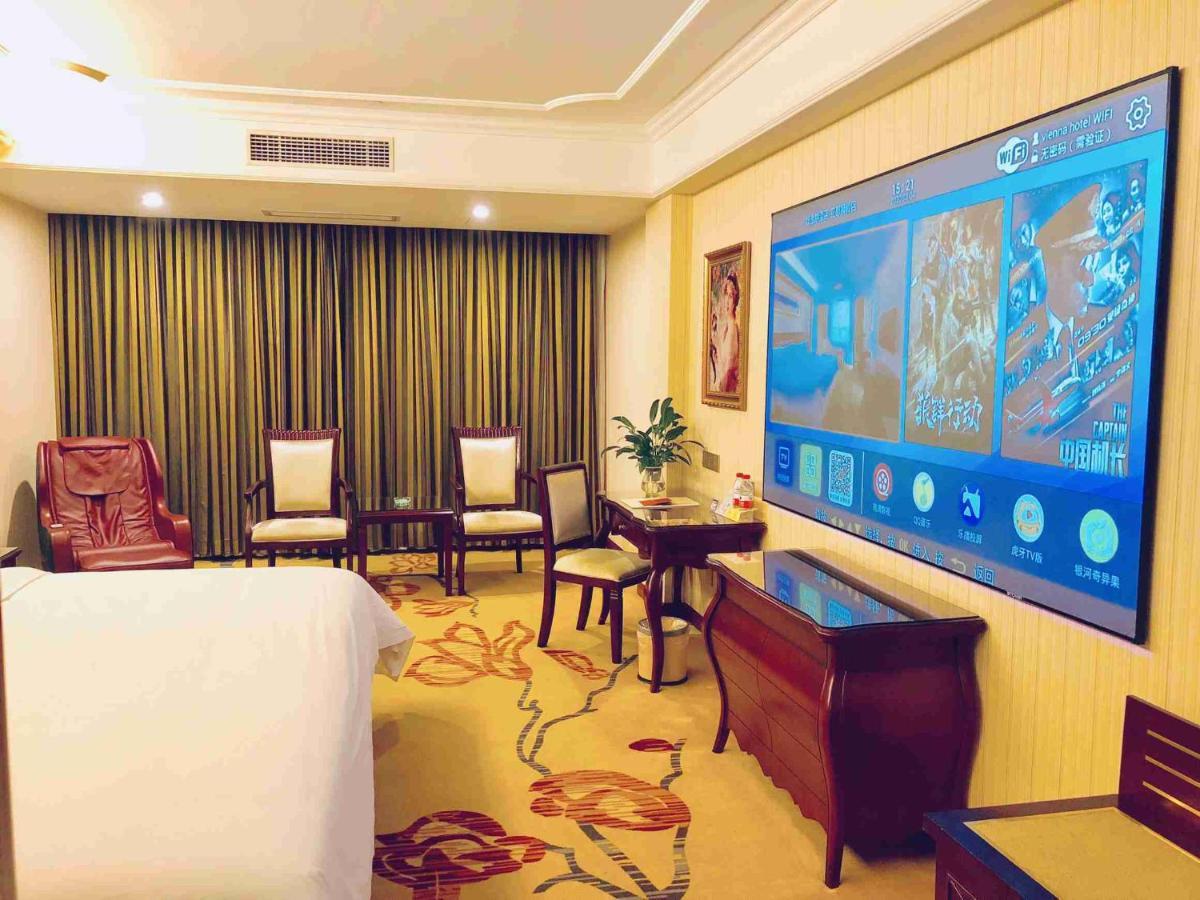 Vienna Shiling Hotel 3*