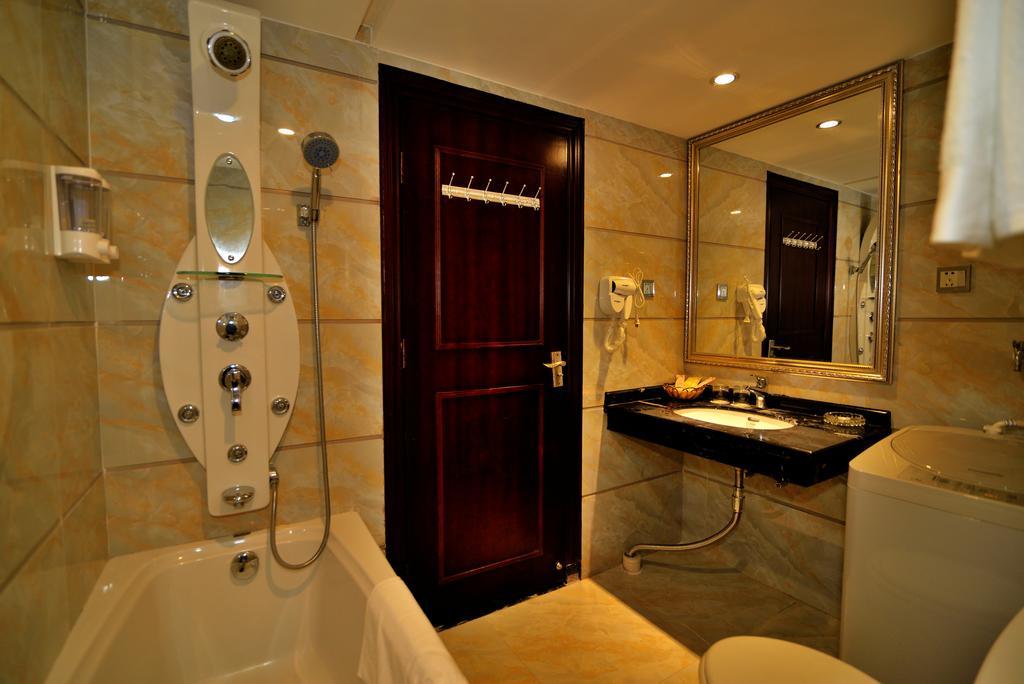Jia Aparthotel