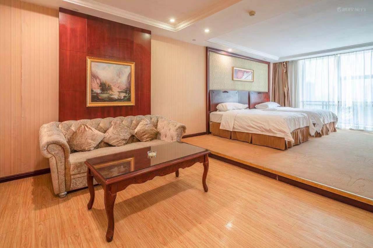 Hotel Vienna Yuexiu West Huifu Road 3*