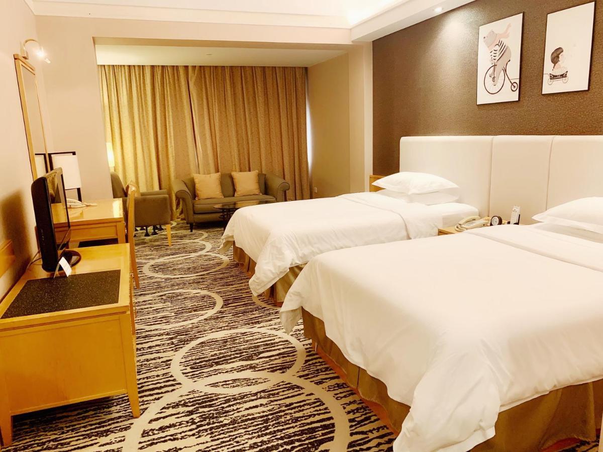 Baiyun 5*
