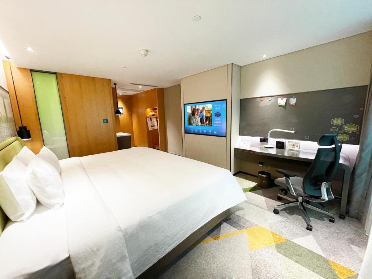 Hampton By Hilton Tianhe Sports Center-free Shuttle Bus To Exhibition During Fair Period Hotel 4*
