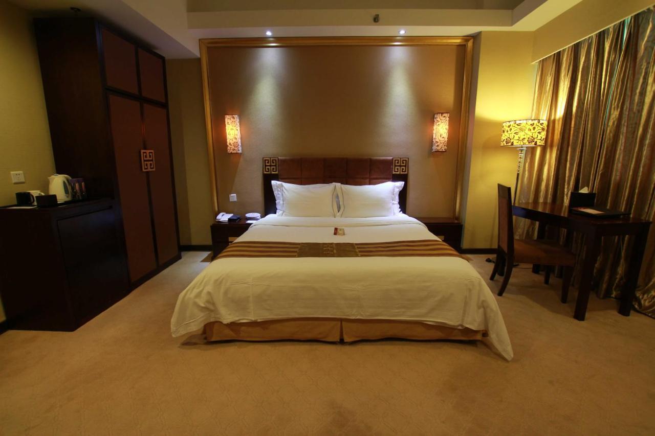 Hotel Fortune 4*