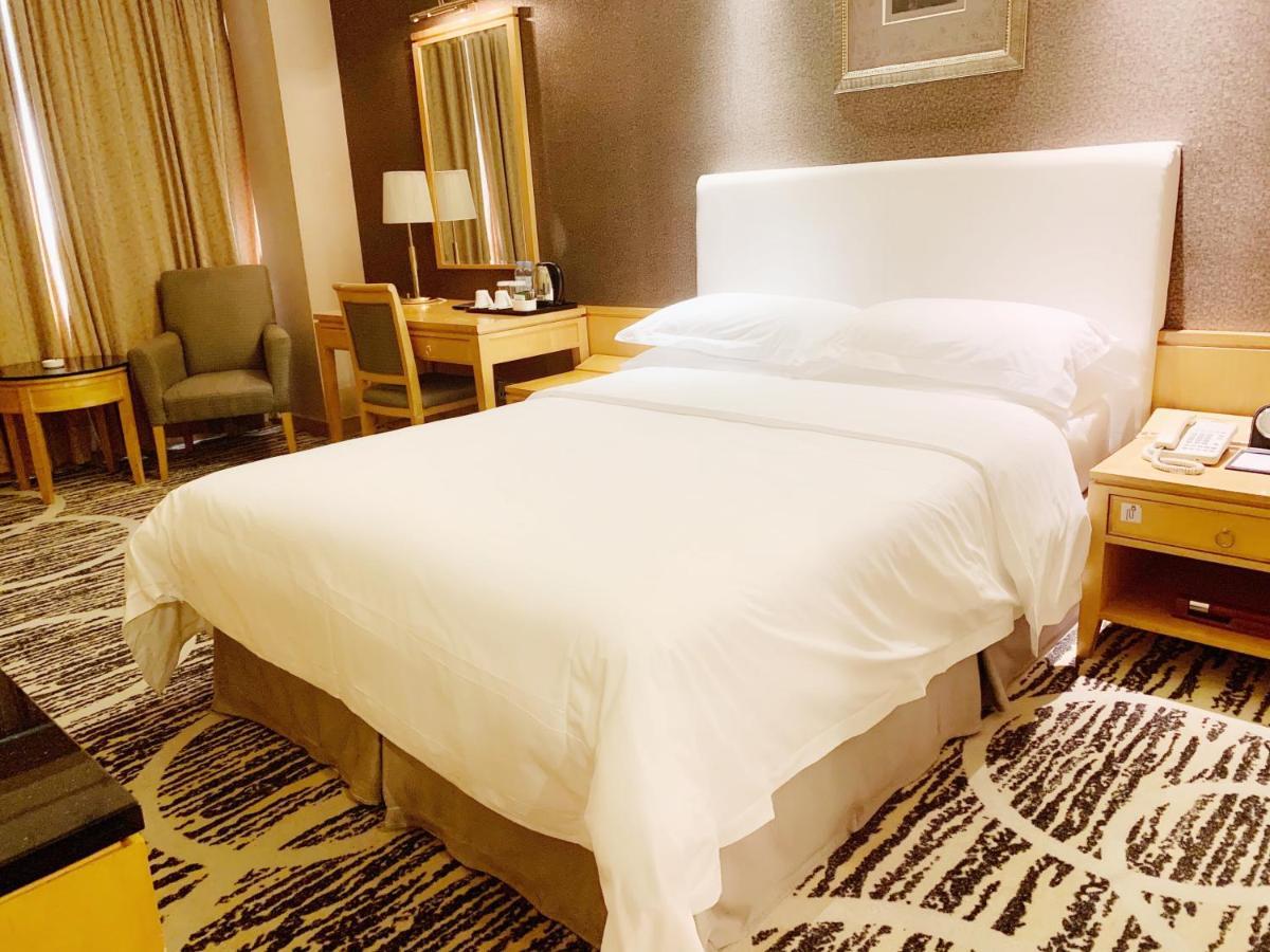 Baiyun Hotel 5*