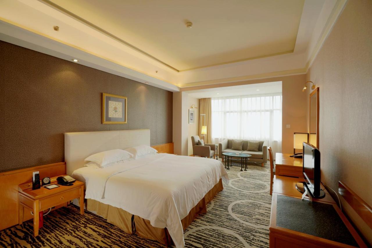 Baiyun Hotel