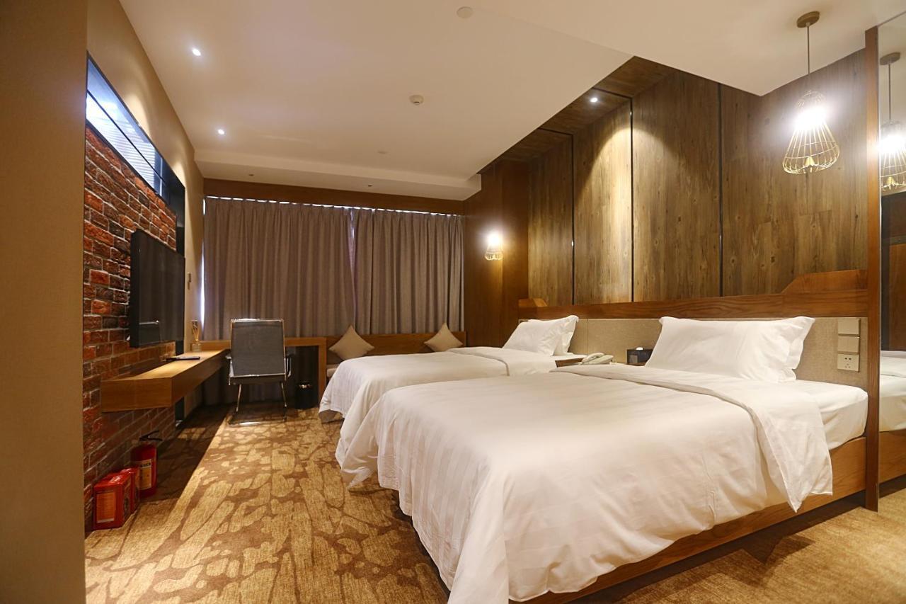 Gondola Taikoo Hotel 4*