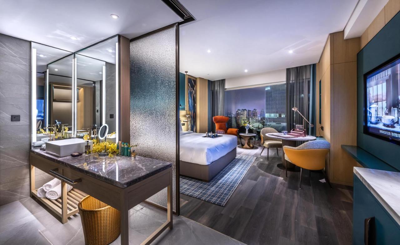 Elegant Hotel 5*