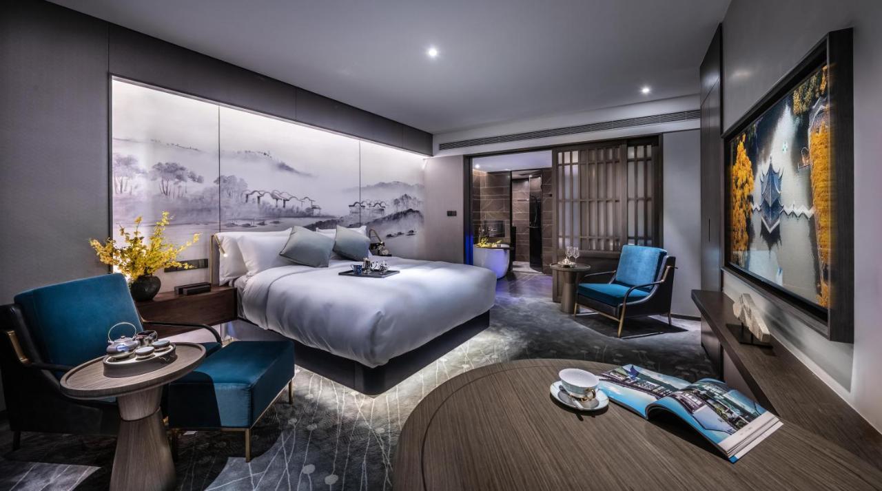 Elegant Hotel 5*