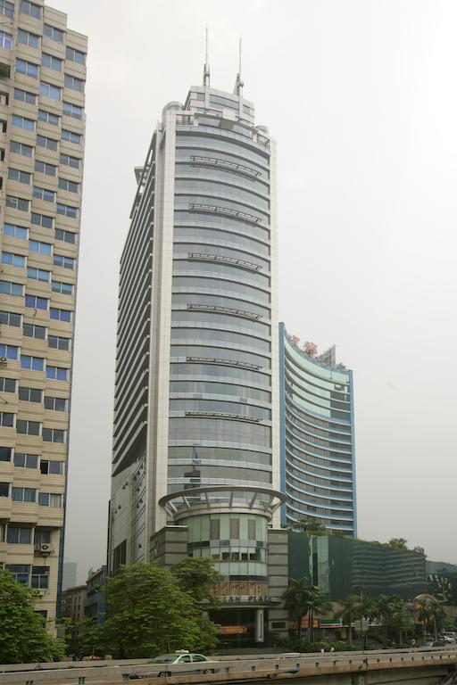 Hong Fan - Yihe 4*