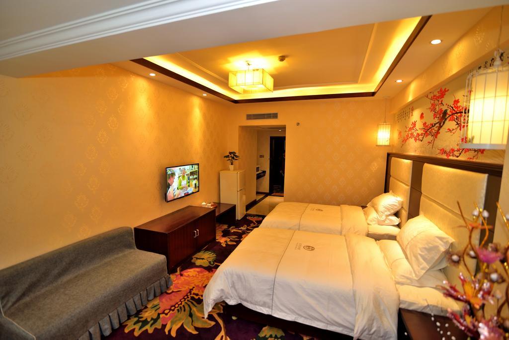 Jia Aparthotel