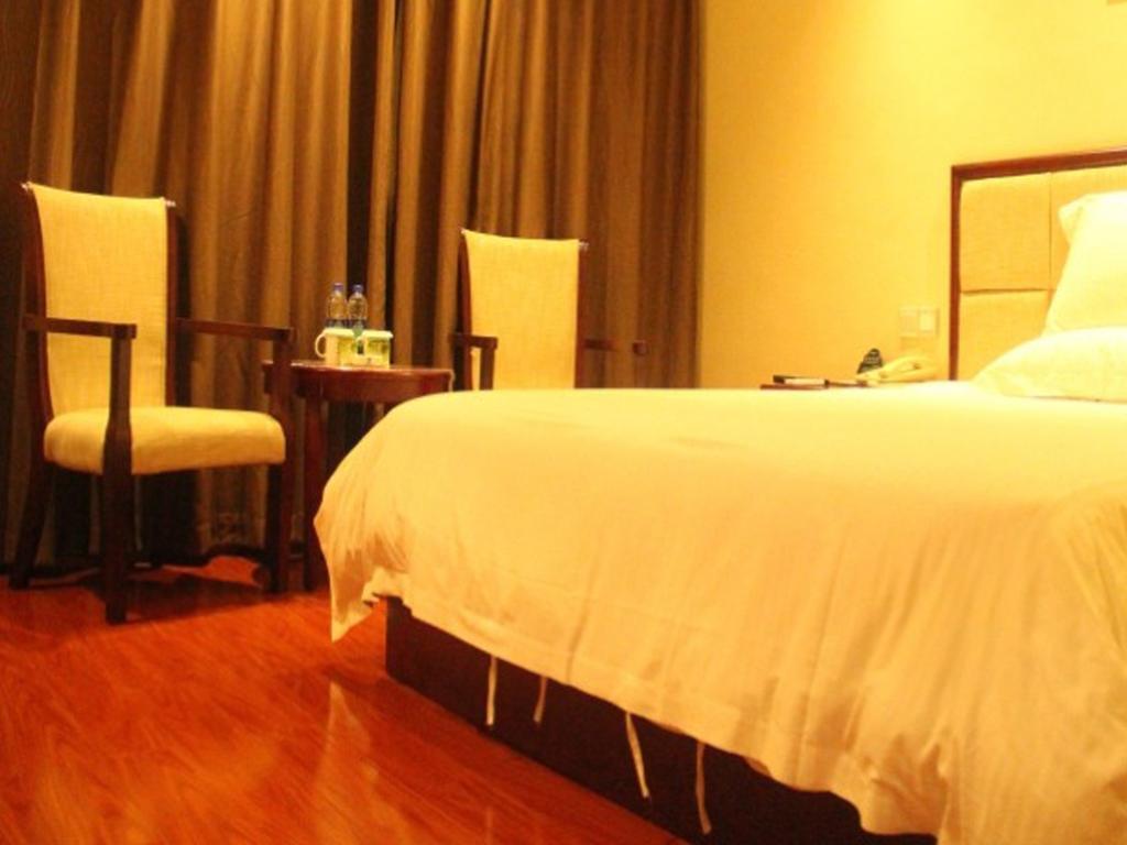 Greentree Panyu Chimelong Paradise Business Hotel