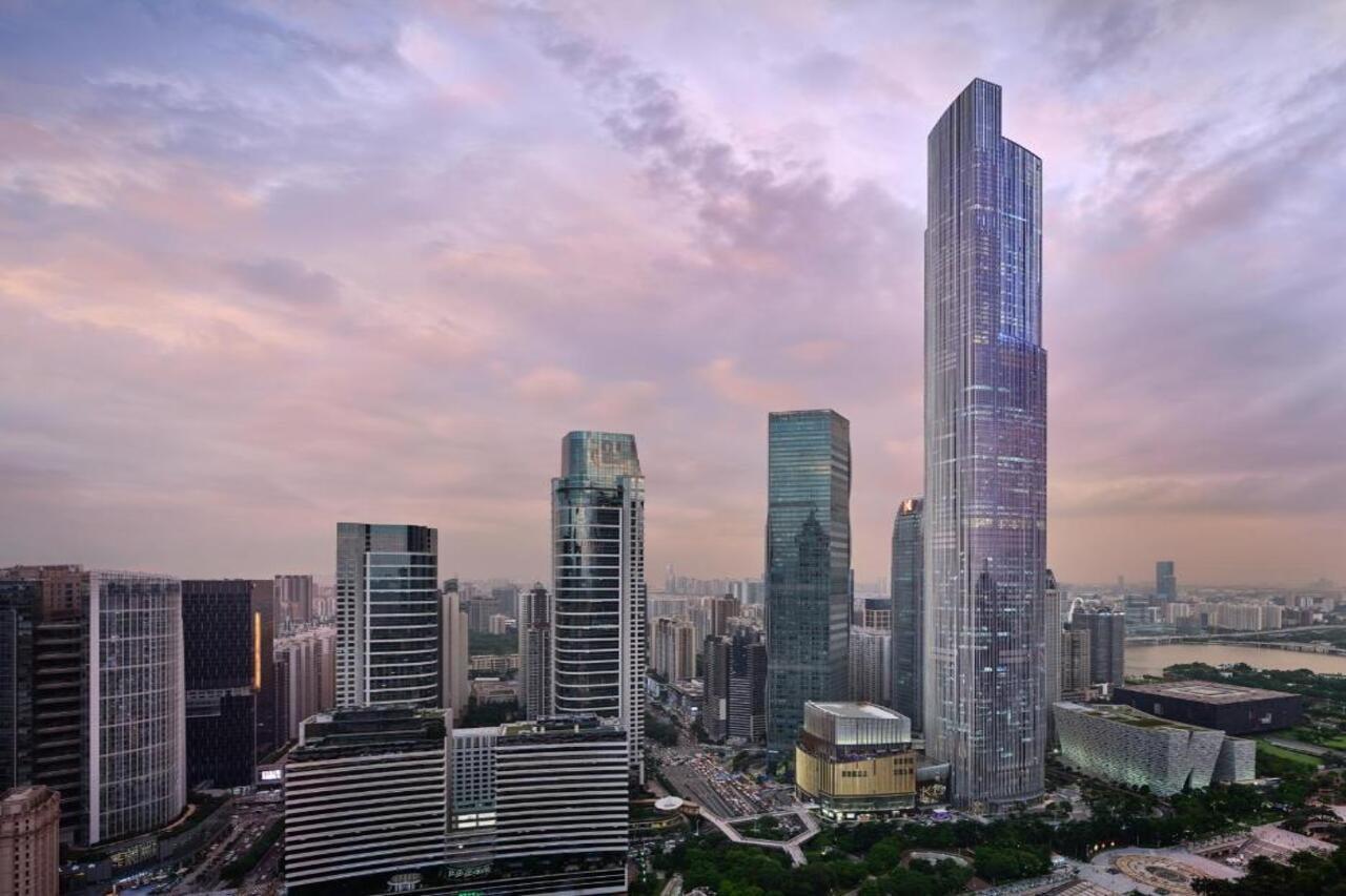 Hotel Rosewood Guangzhou, Enjoy Free Shuttle Bus Service Between The And The Fair Complex During The Fair Guangzhou