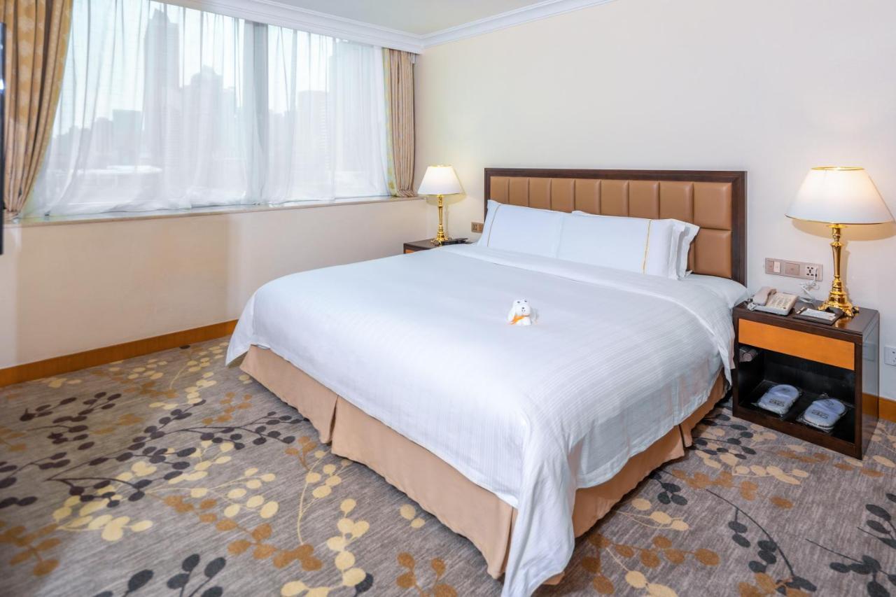 China Mayors Plaza - Free Shuttle Between And Exhibition Center & Exhibitor Registration Counter During Fair Hotel