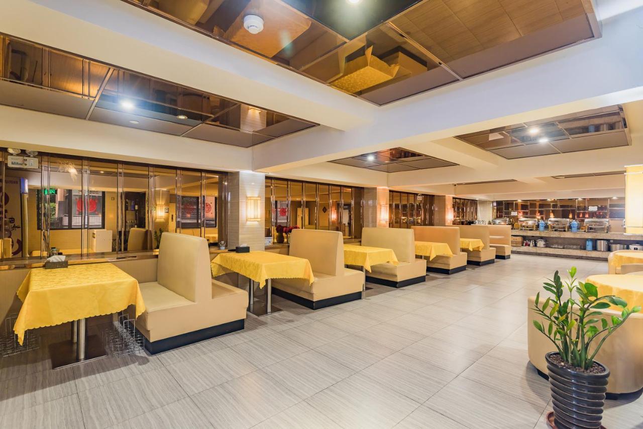 Hotel Super 8 Select Railway Station Xicun Subway Station