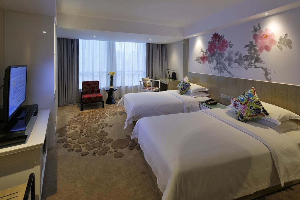 Paco Tuanyida Metro Guangzhou-free Shuttle Bus For Fair Hotel Guangzhou
