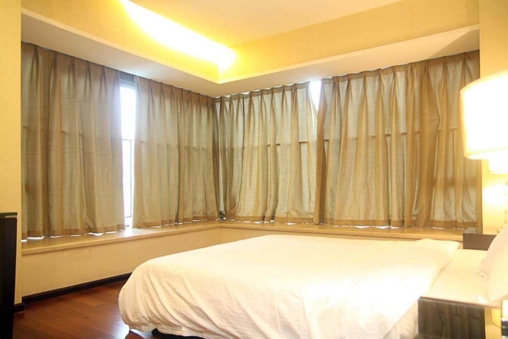Aparthotel Private Enjoy - The New Pearl River Shore 4*