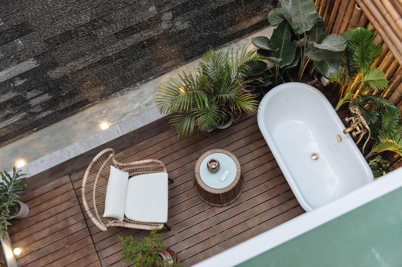 Apartment Locals Apartment: Liwan District Near Changshoulu Metro *
