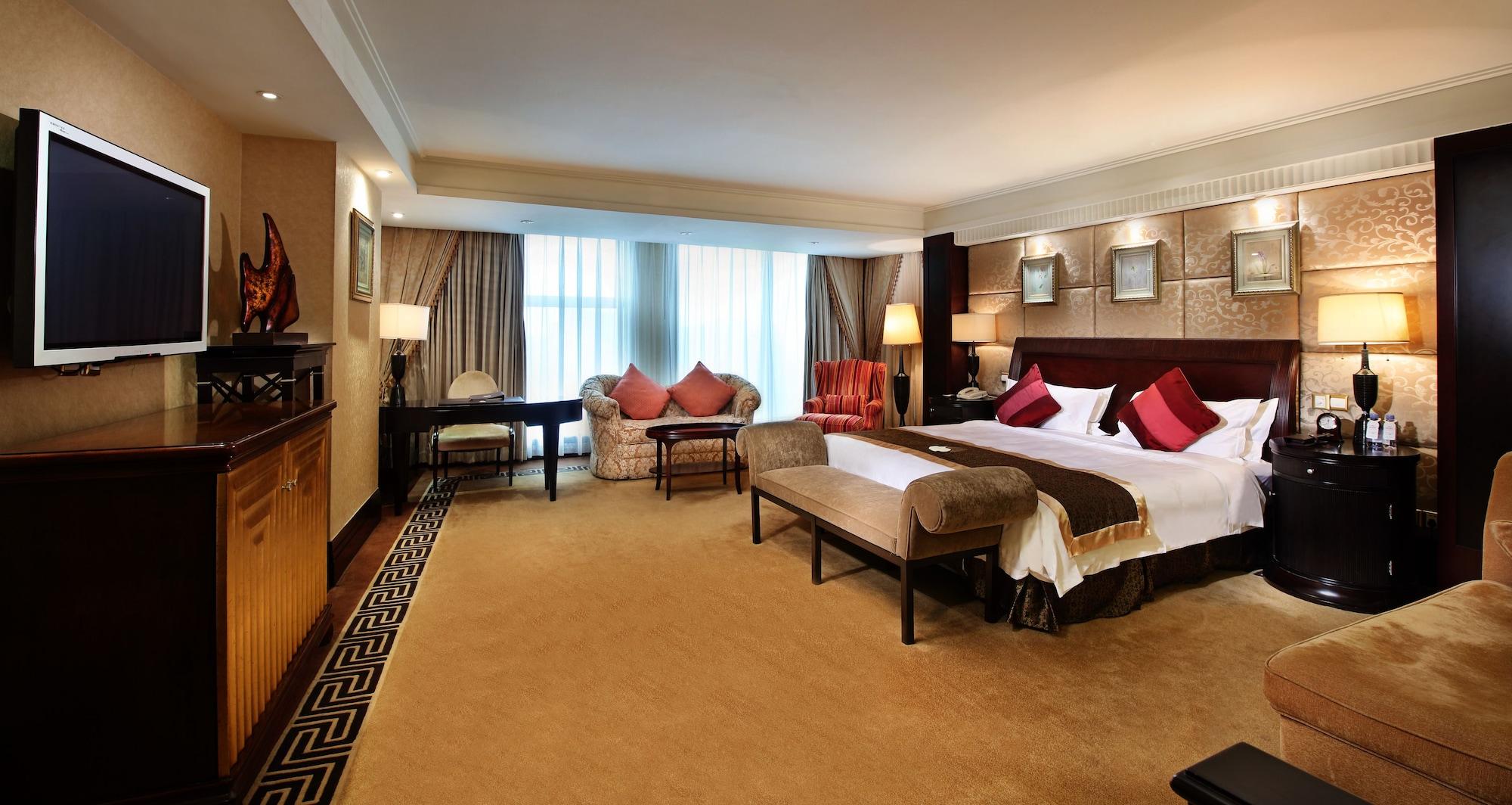 Royal Mediterranean Hotel 5*