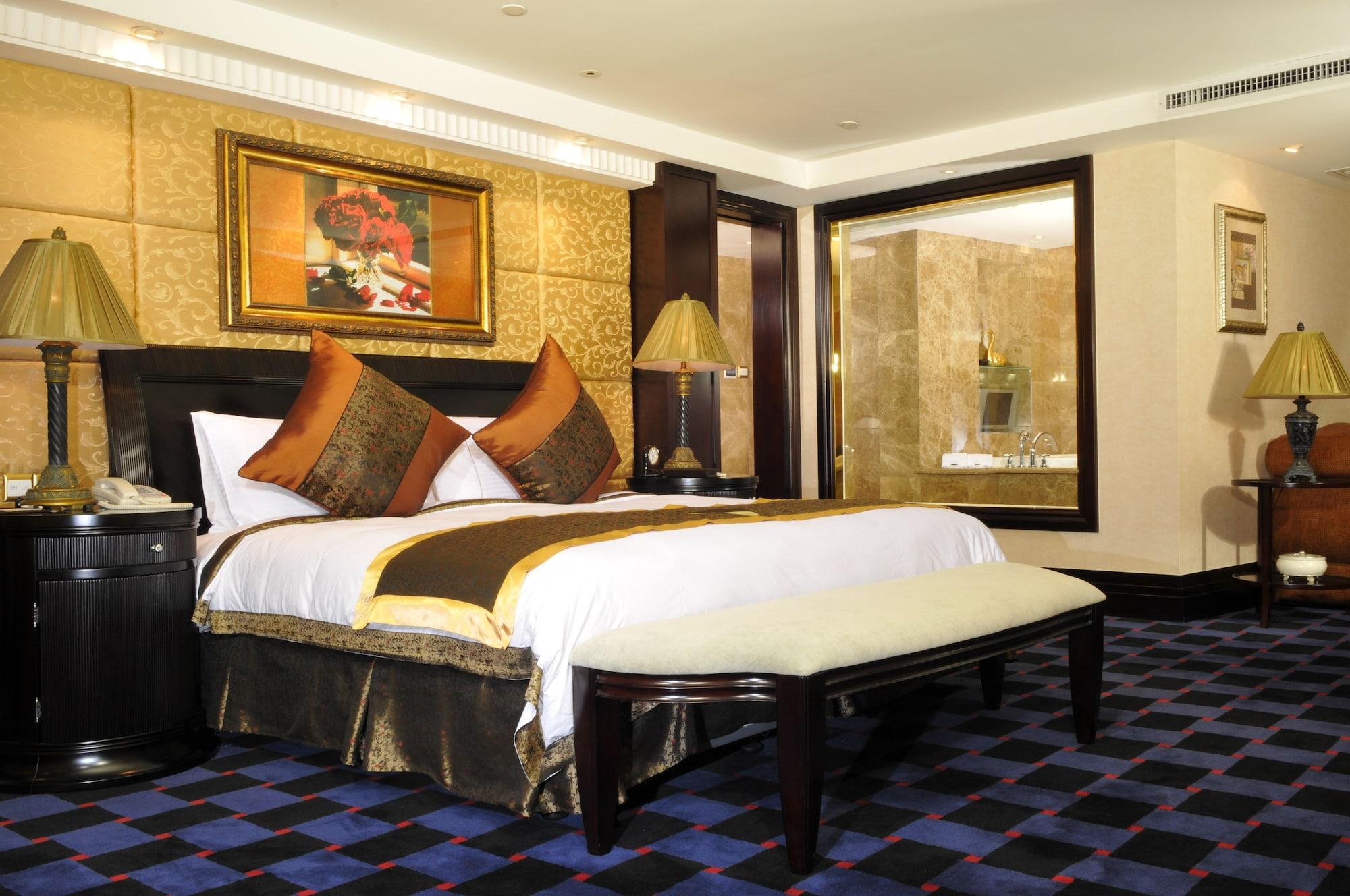 Royal Mediterranean Hotel 5*