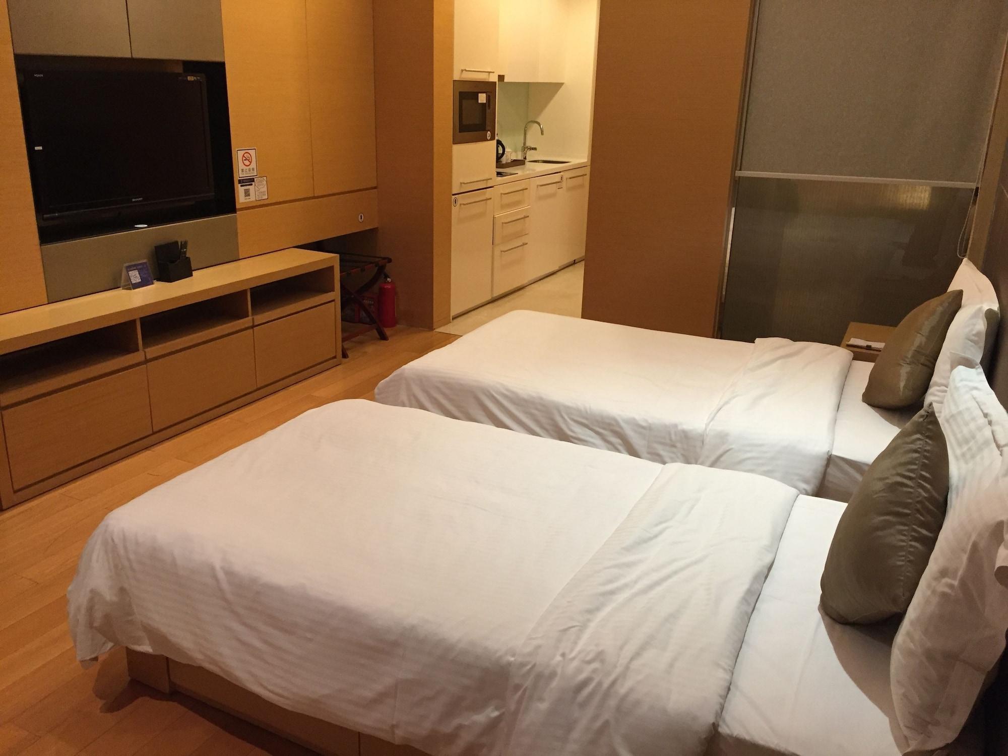 Estay Residence-poly World Trade Center Guangzhou