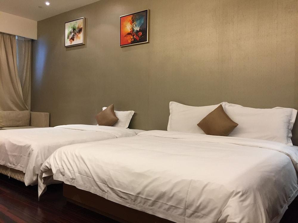 Estay Residence-poly World Trade Center Apartment *