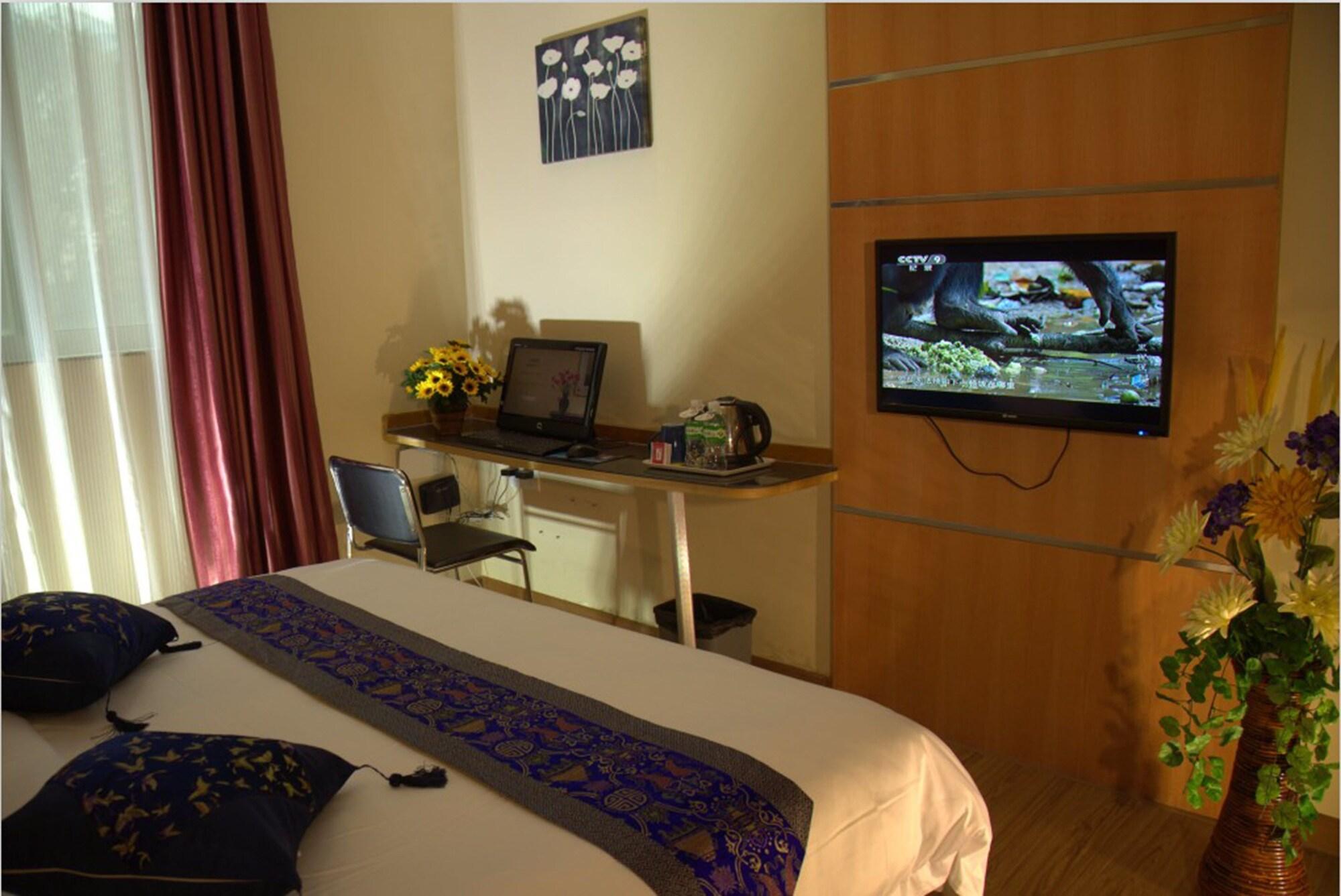 Hotel Club Yuexiu Branch 3*