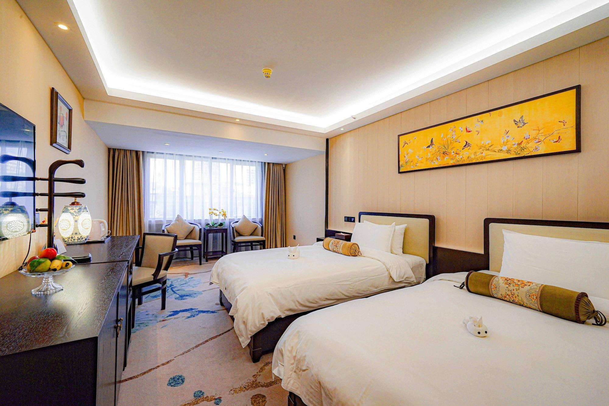Guangdong Hotel-free Shuttle & Registration Counter Service During Fair Hotel