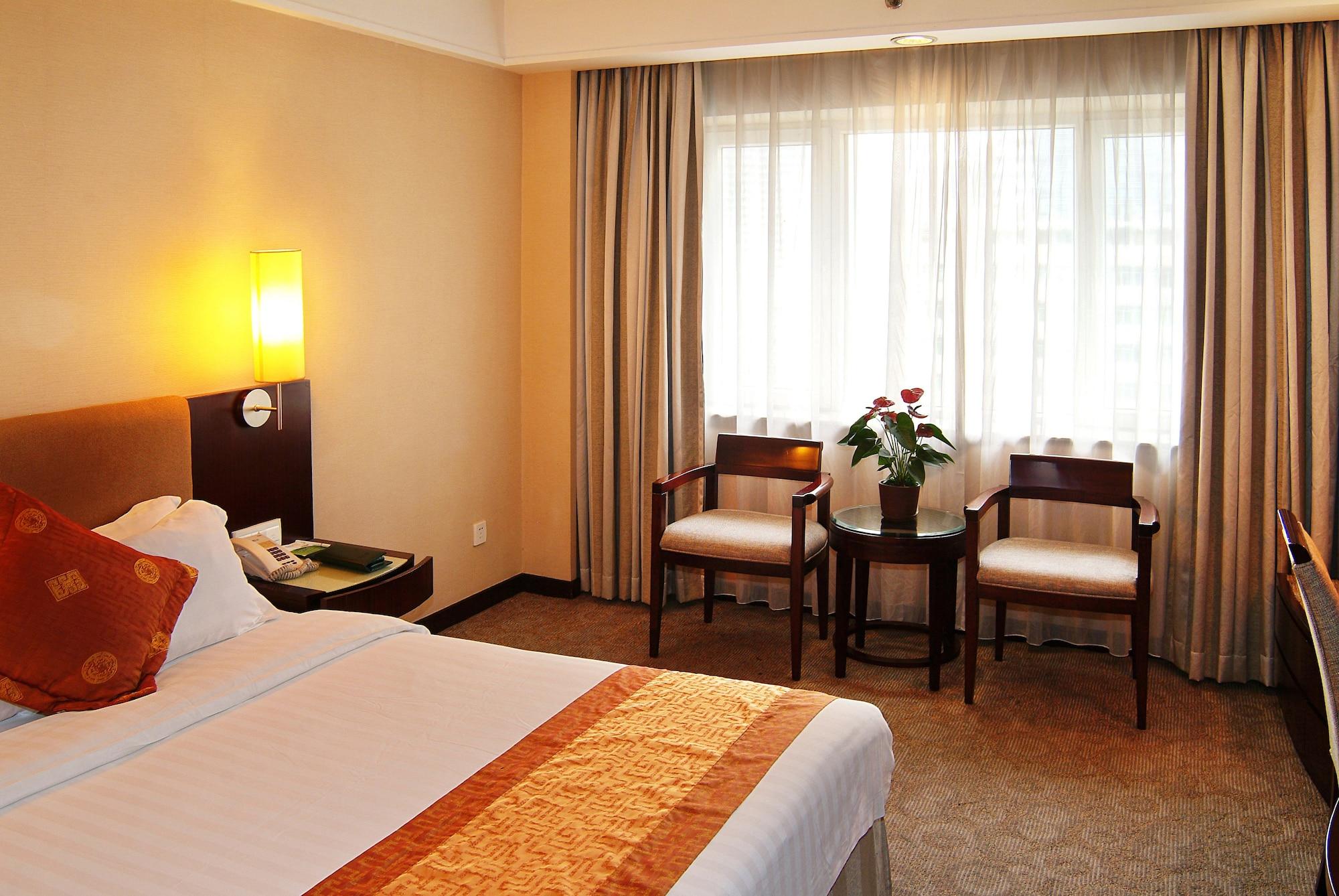 Guangdong Hotel-free Shuttle & Registration Counter Service During Fair Hotel